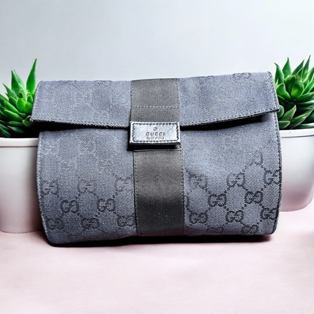 GUCCI Black Clutch w/ Dustbag